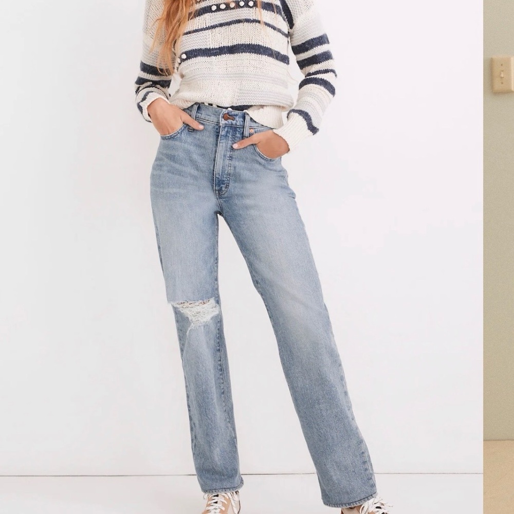 Madewell Light Blue perfect vintage Straight Leg distressed denim size 24
